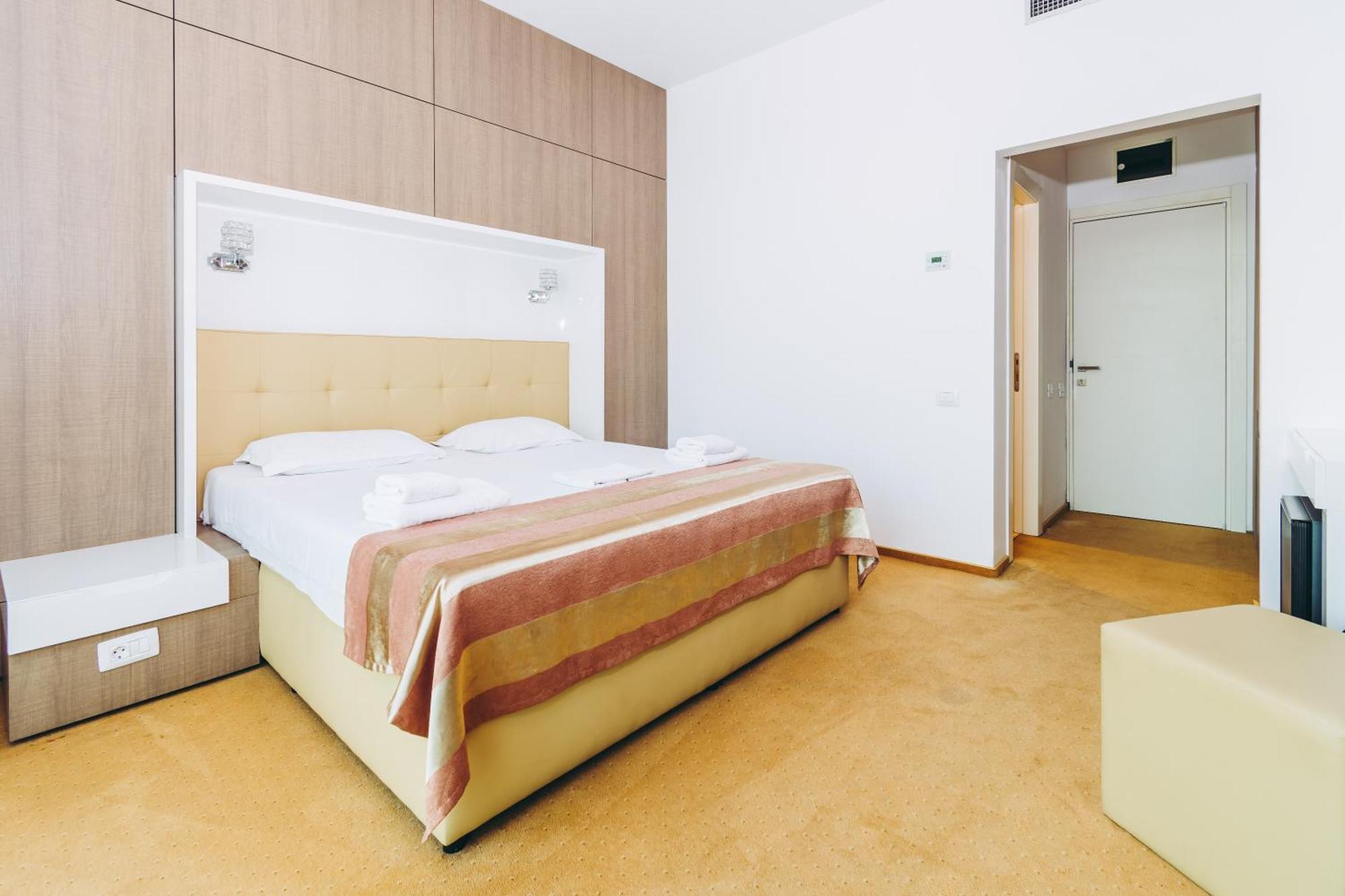 Scandinavia Mamaia