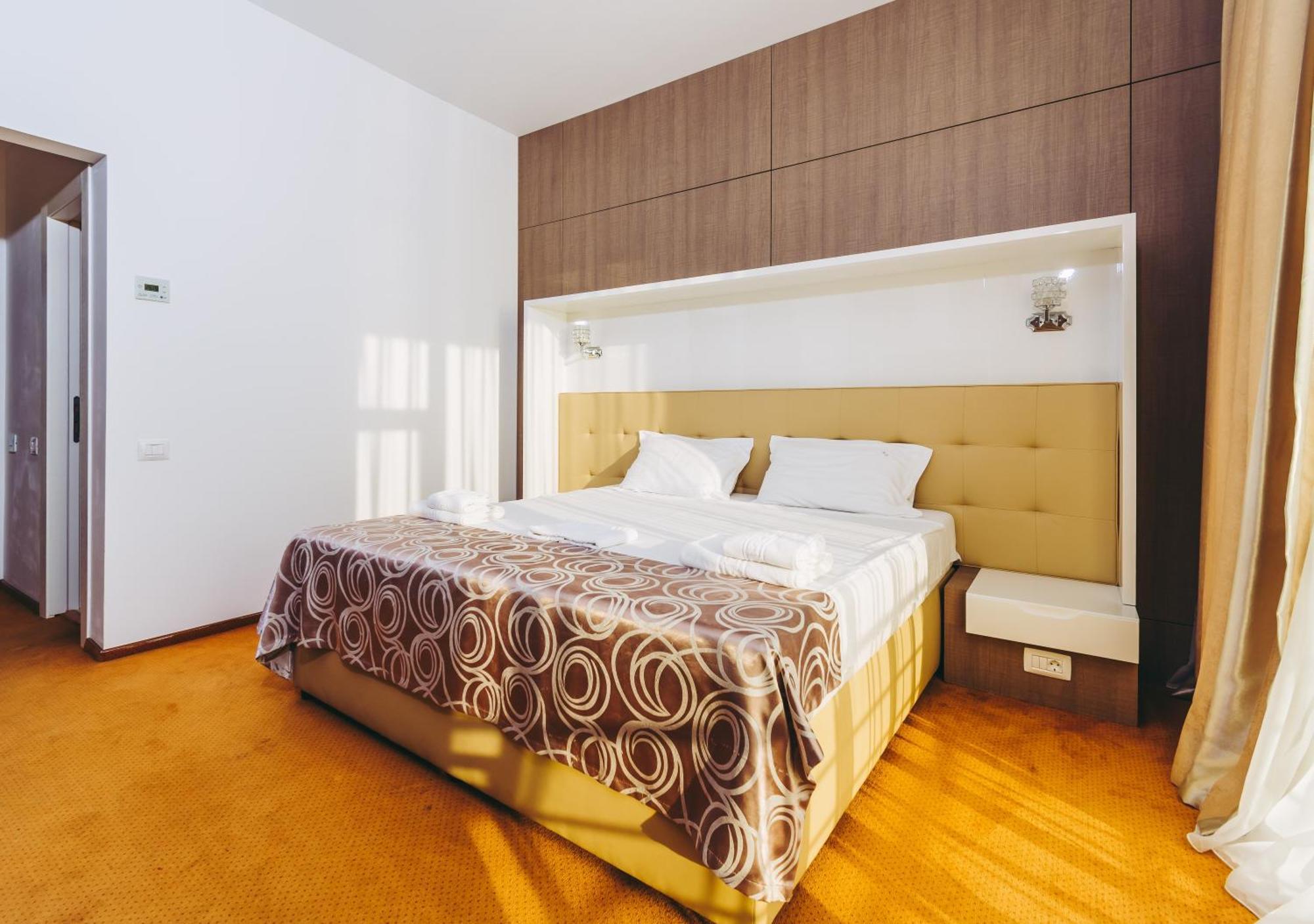 Scandinavia Hotel