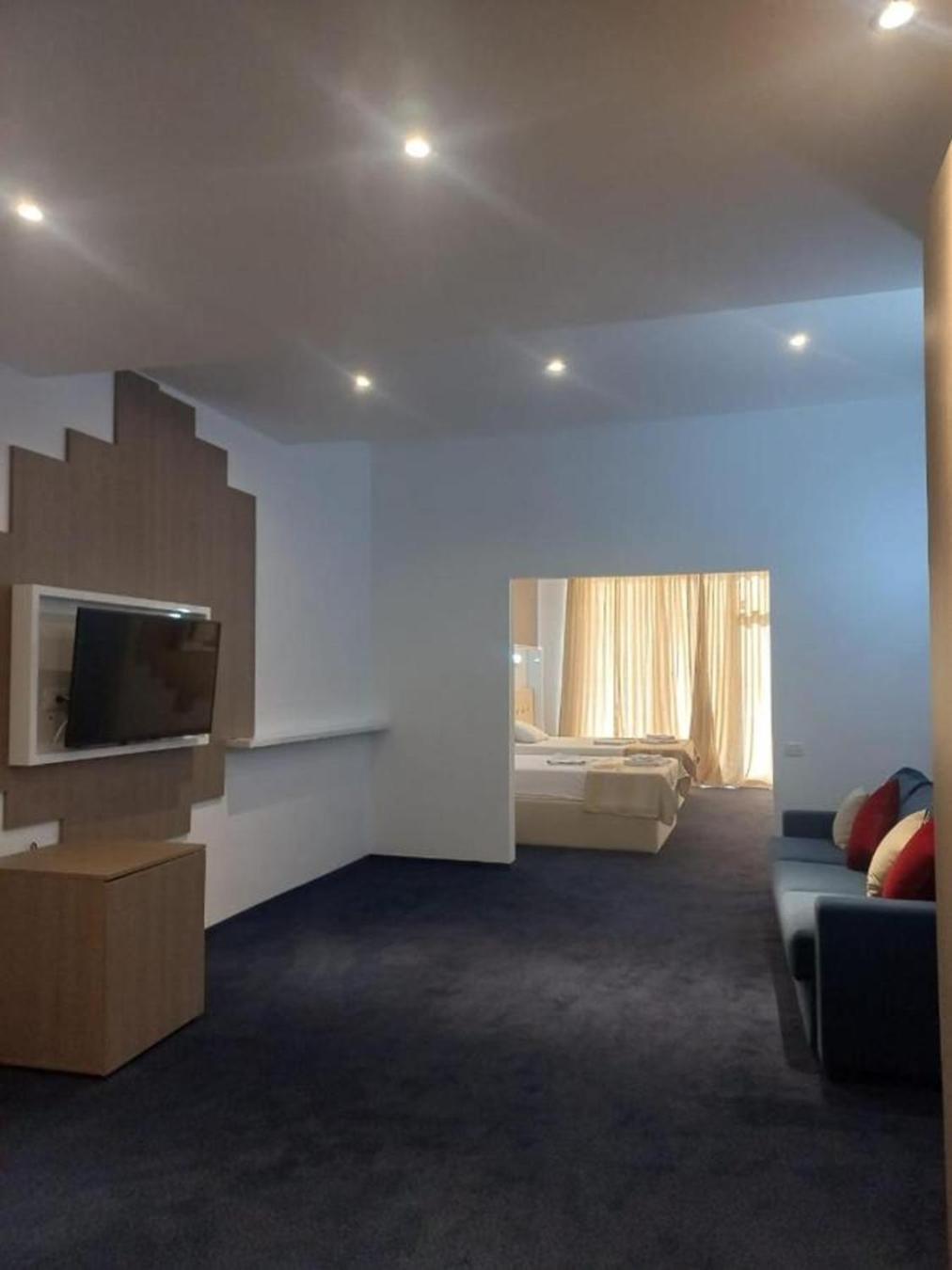 Hotel Scandinavia 4*