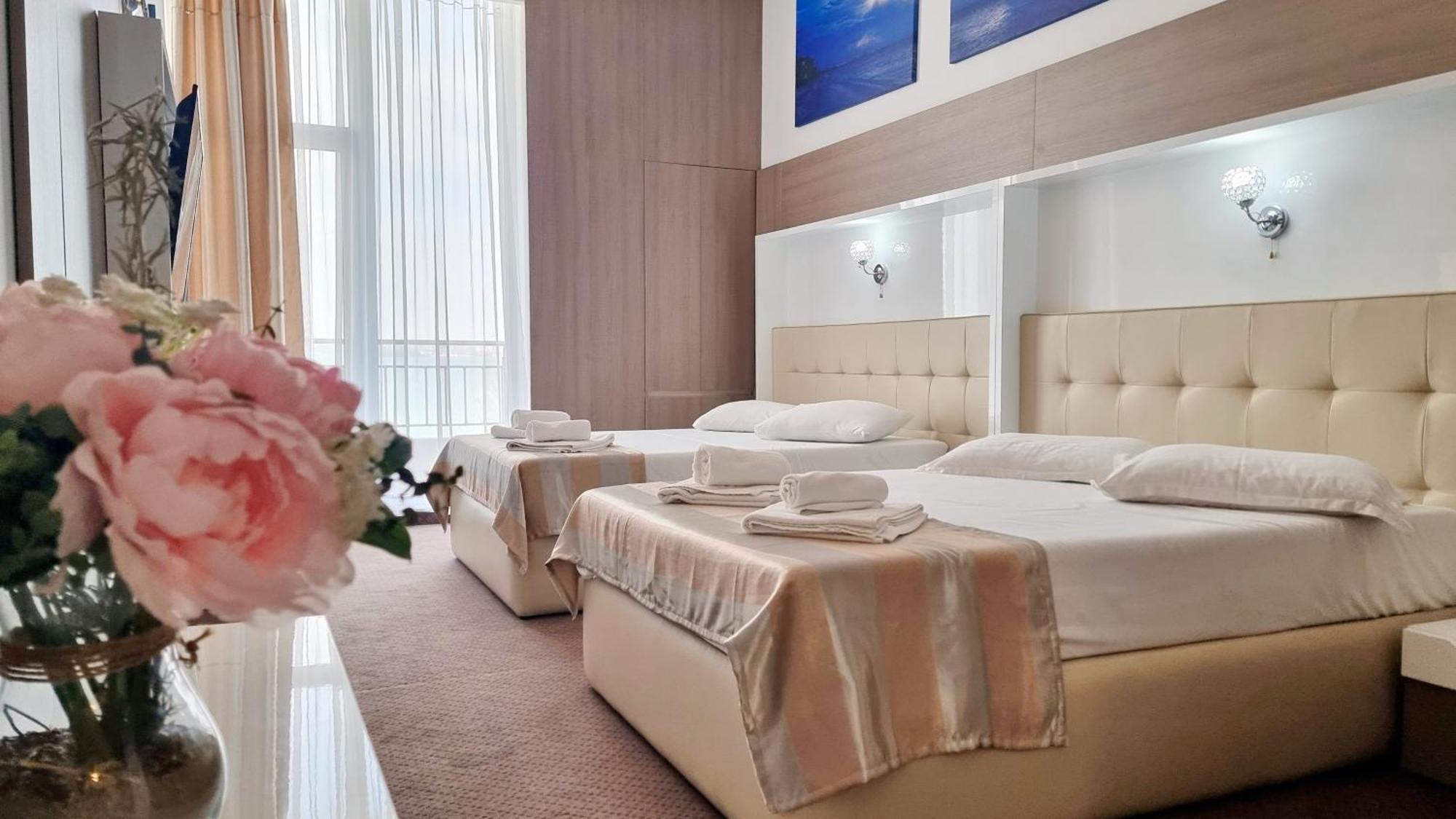 Scandinavia 4*