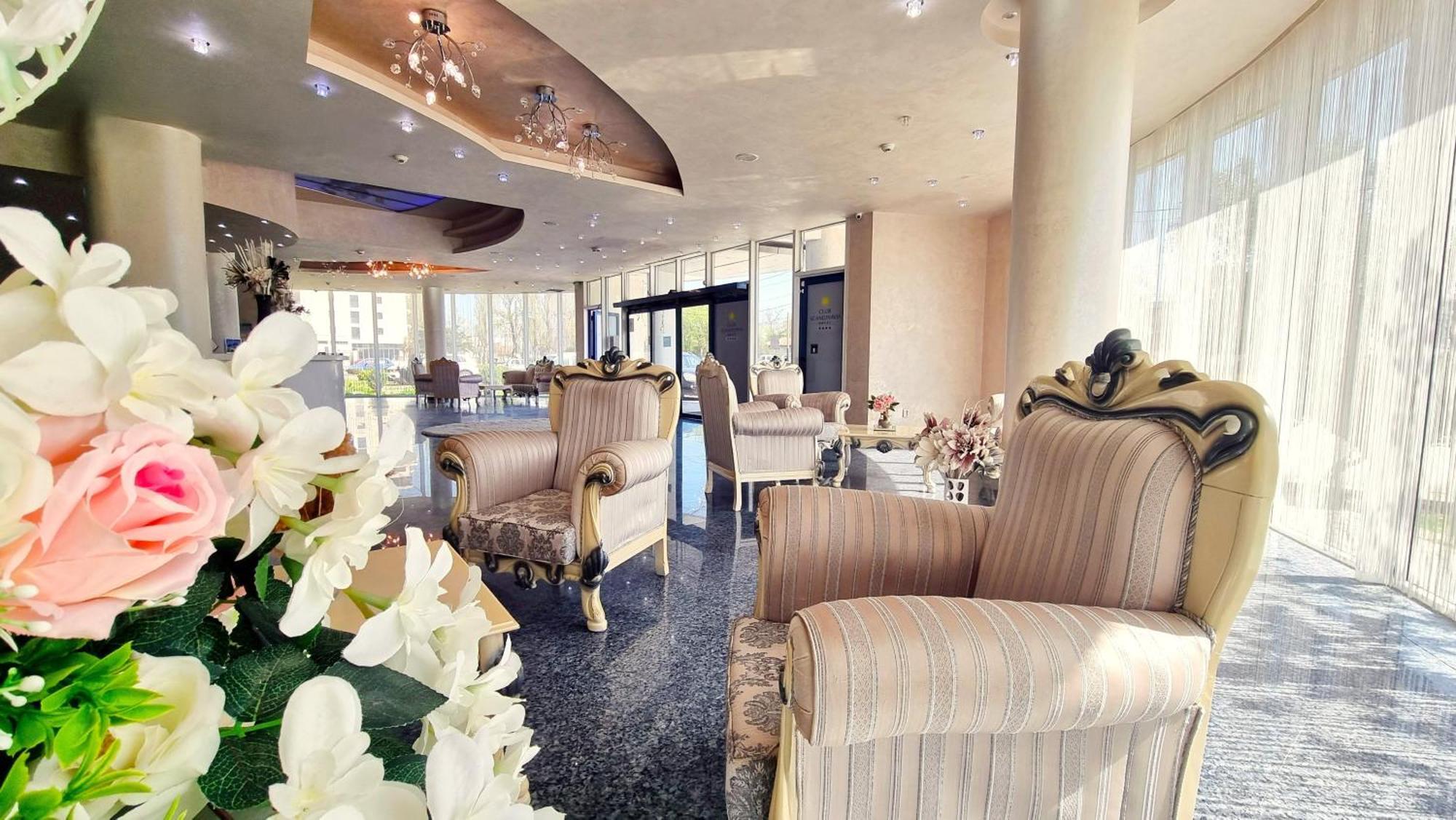 Scandinavia Hotel 4*