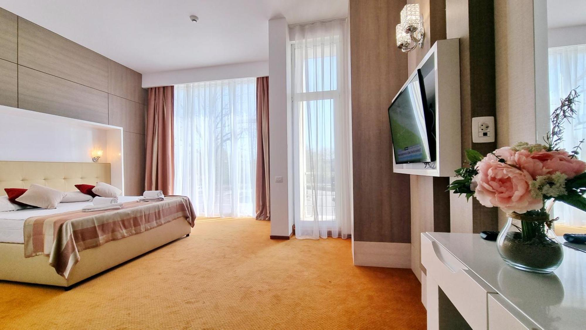 Hotel Scandinavia 4*
